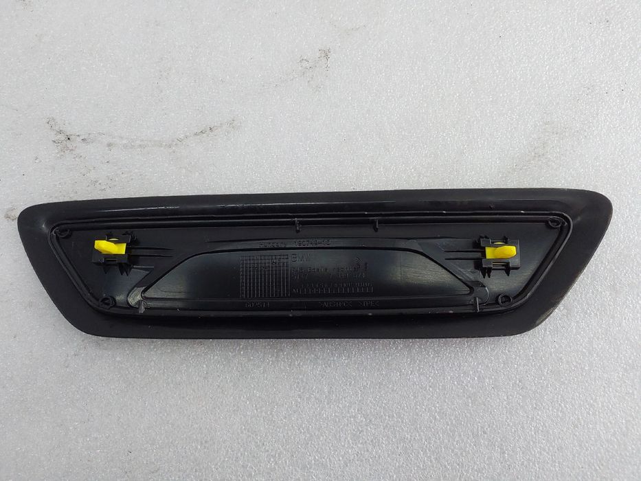 Rodapé / soleira porta trás direito BMW X1 (F48)