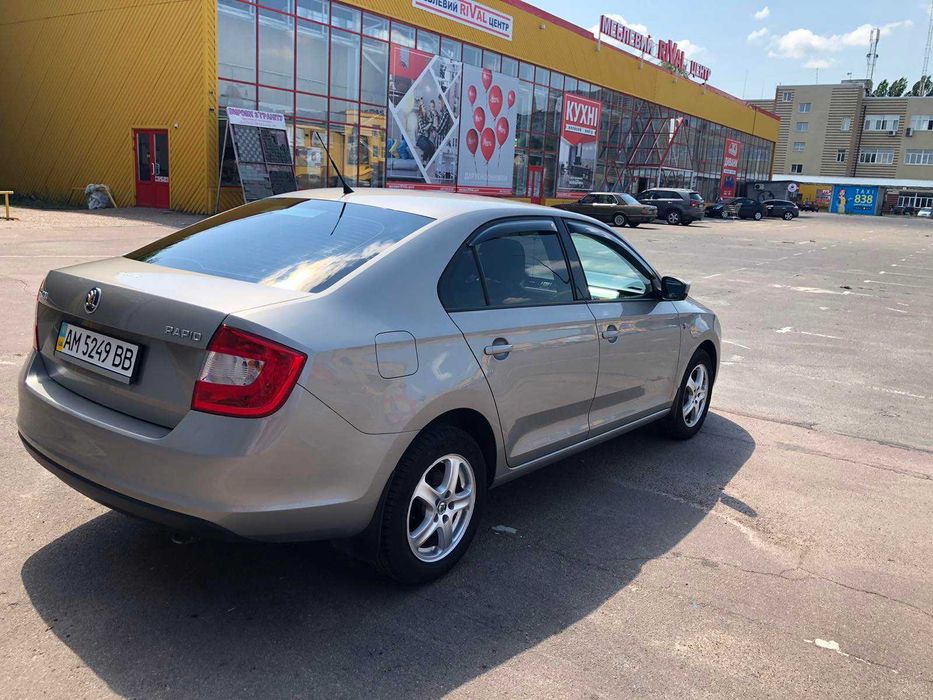 Продам Skoda Rapid