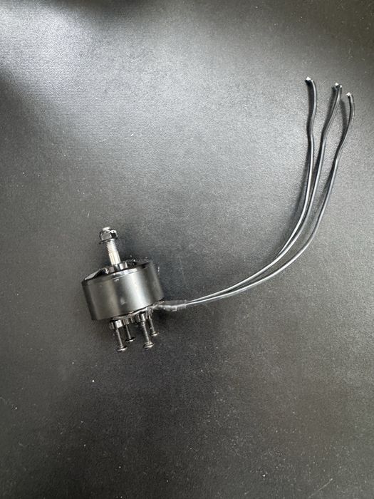 Мотор 3115 900kv