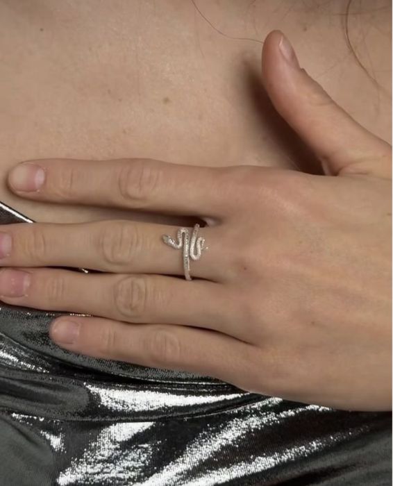 Каблучка срібло 925 колечко срібне Змія 10377