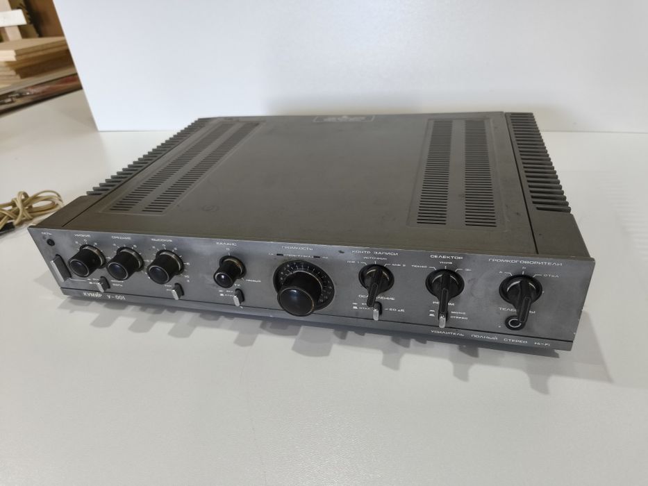 Підсилювач "Кумир у-001 стерео". Усилители,совдеп. "Кумир У 001."  Ром