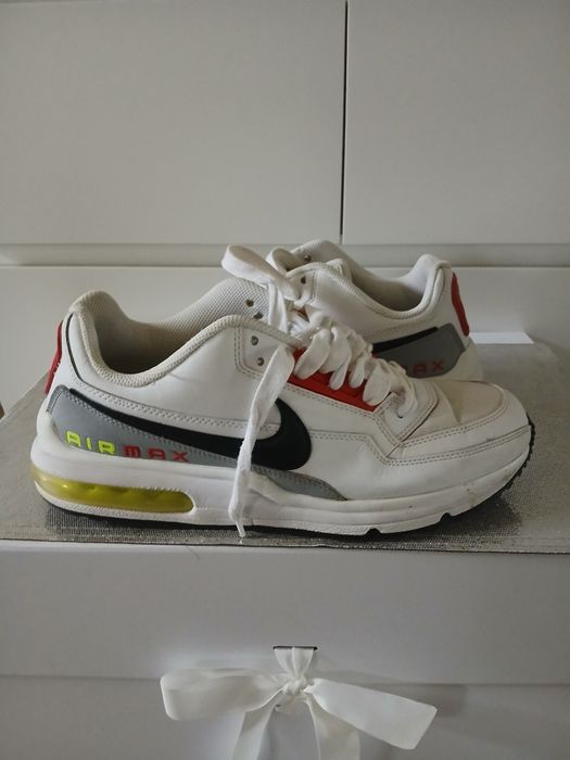 Wygodne adidasy Nike Air r.42.5
