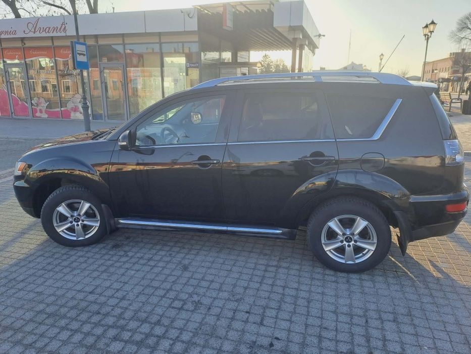 Sprzedam  Mitsubishi Outlander 4x4 !!!