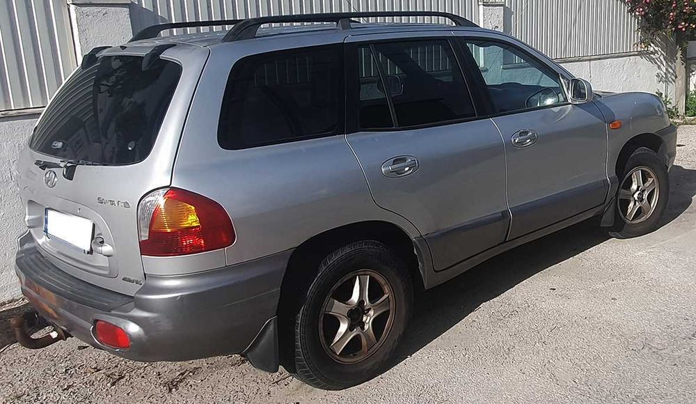 Hyundai Santa Fe 2.7 V6 4x4 automático – para reparar / peças / export