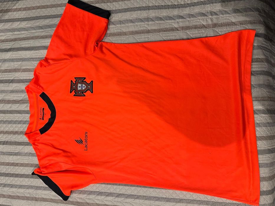 Tshirt. Arbitro laranja lacatoni
