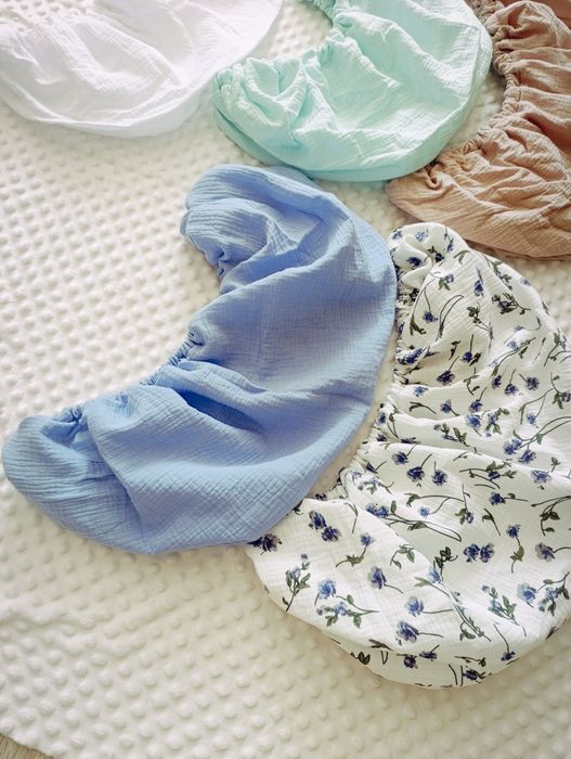 Муслінове простирадло  на гумці наматрасник бавовняний у візочок люльк