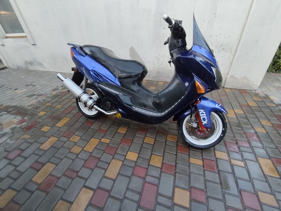 Продам скутер 150сс