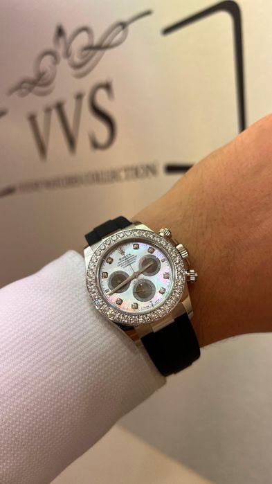 Zegarek ROLEX Cosmograph Daytona Masa perłowa z diamentami