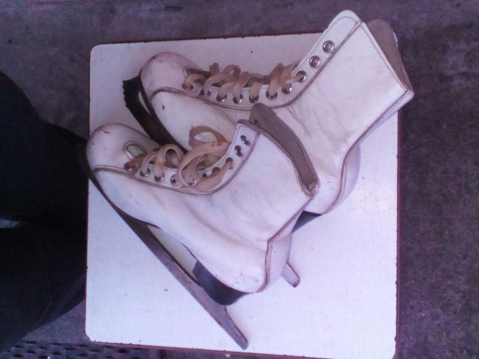 Коньки СССР, кожанные Пируэт