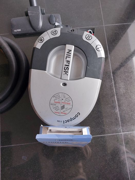 Aspirador a funcionar bem