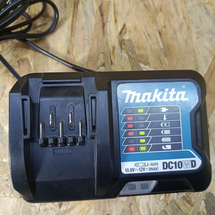 Ładowarka Makita dc10wd