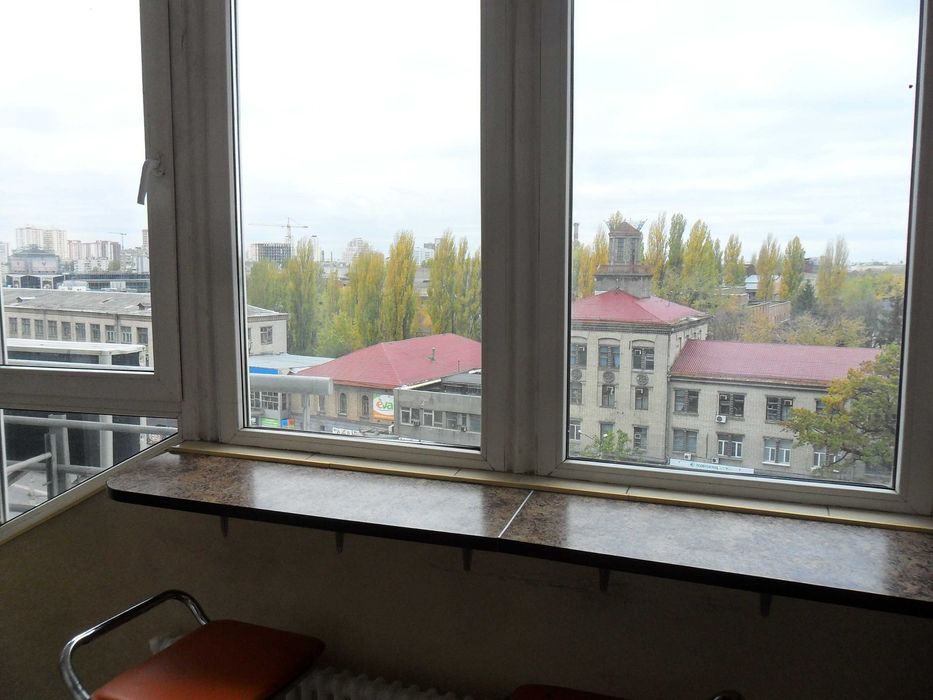 2-к ЖК "Місце мрії"(м.Шулявс-2 хв.). Світло і Wi-fi від інверт.Власник