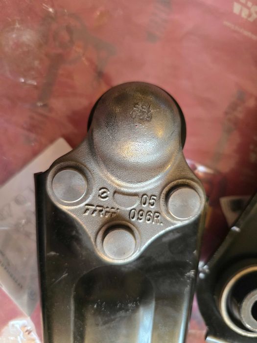 Braços de Suspensão Originais Renault Megane III