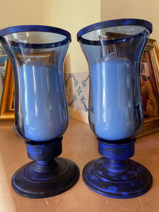 Dois castiçais em azul quartzo