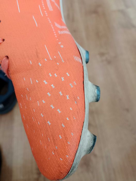 Korki PUMA Ultra Play.