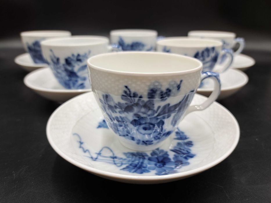 Serwis Royal Copenhagen Blue Flower Braided, reliefy, Bla Blomst Flettet