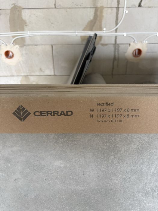 Plytki 120x120 cm. Cerrad softcement silver