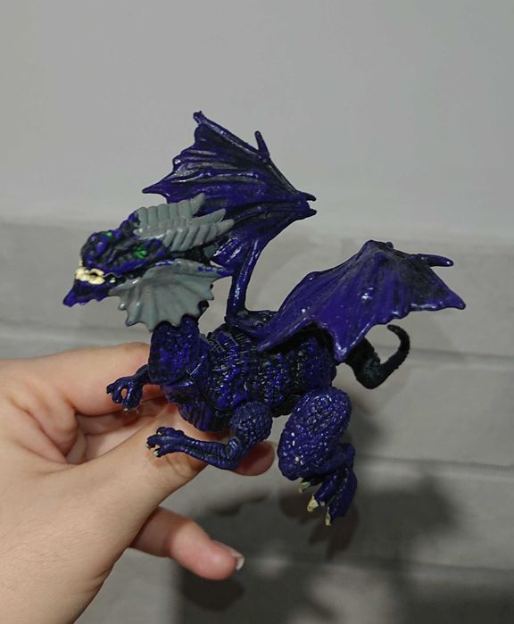 Фигурка игрушка дракон