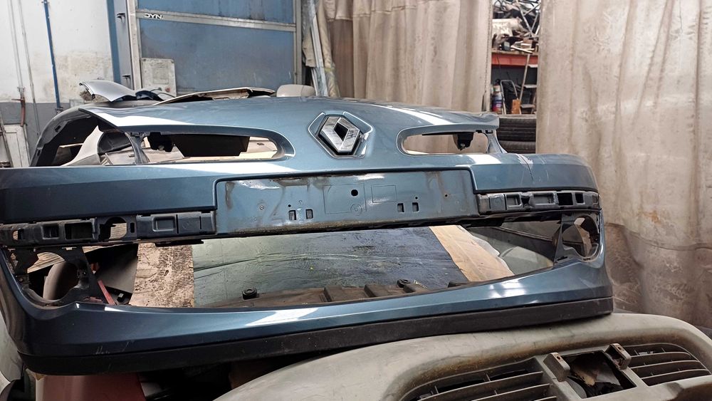 Parachoques clio lll