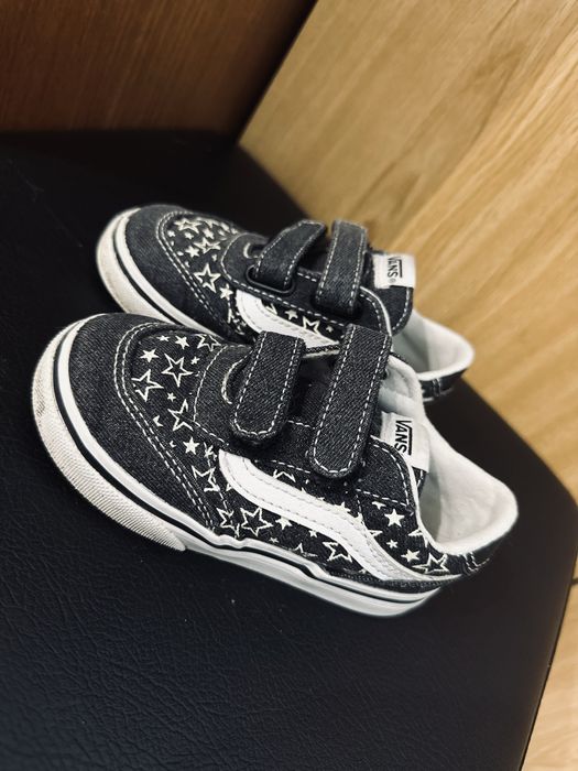 Ténis Vans para bebé tamanho 20