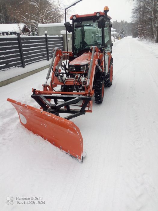 Odśnieżanie posesji parkingów chodników