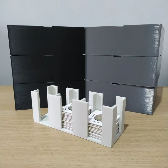 Suportes organizadores para moedas em alvéolos