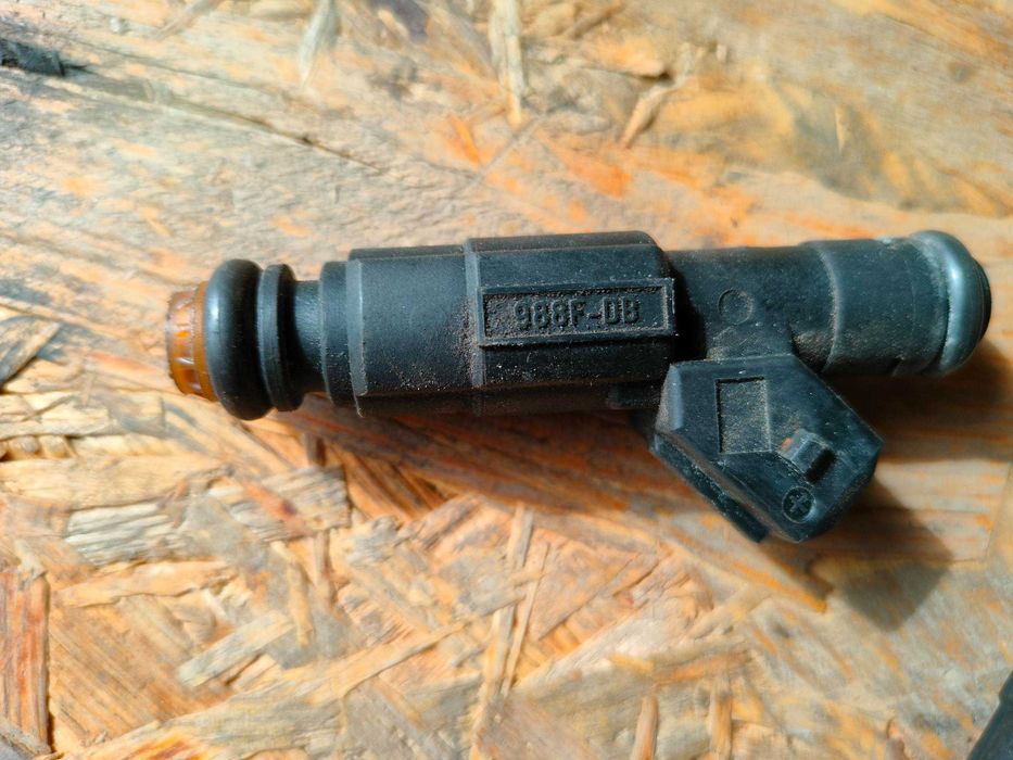 ford 1,8 16 v wtryskiwacz wtrysk 280,155,819