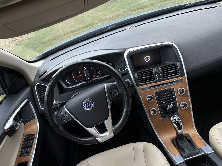 Volvo xc60 2.0 benzyna