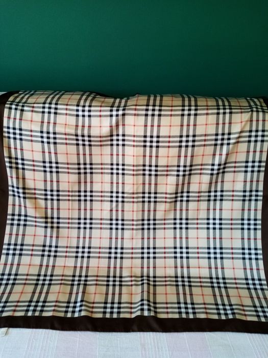 Italian Handkerchiefs, 100% Polyester, Various Sizes64752188323203121