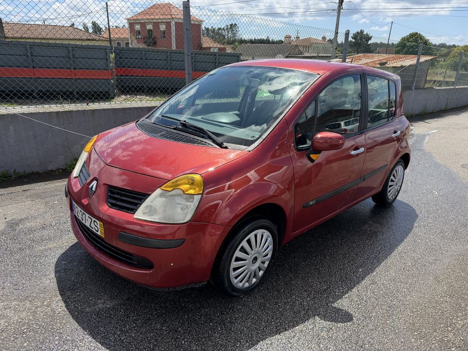 Renault Modus 1.2i 75CV