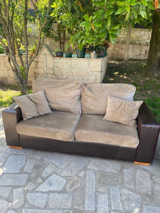 Vendo conjunto sofás em pele