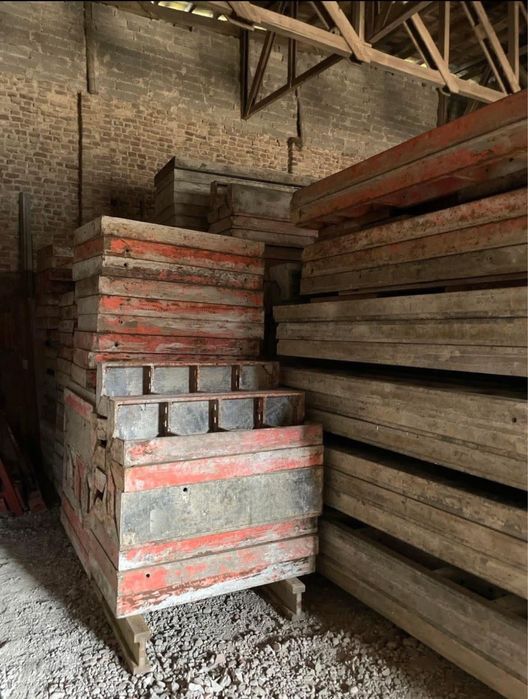 Szalunki scienne Peri Trio 400m2