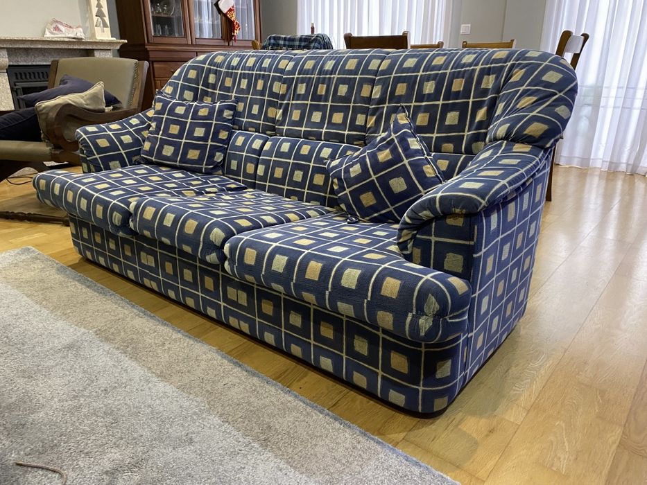 Sofá cama pronto a levar