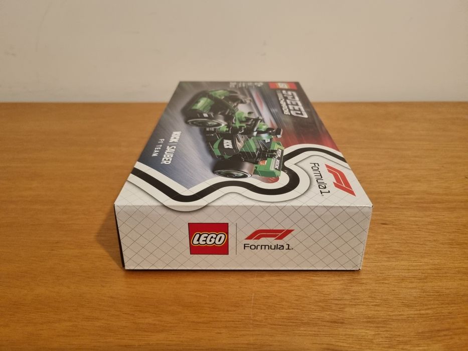 LEGO Speed Champions KICK Sauber F1 Team C44