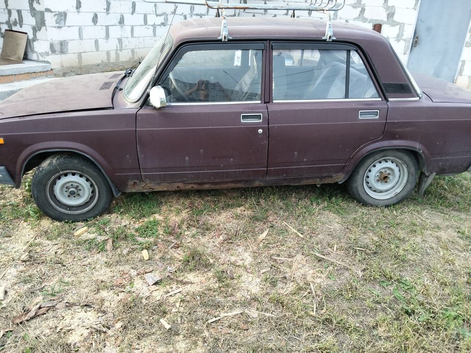 Легковий автомобіль