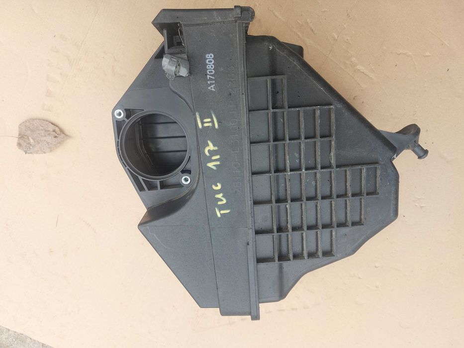 Tucson II 1,7 crdi  obudowa filtra powietrza 28110-D3100