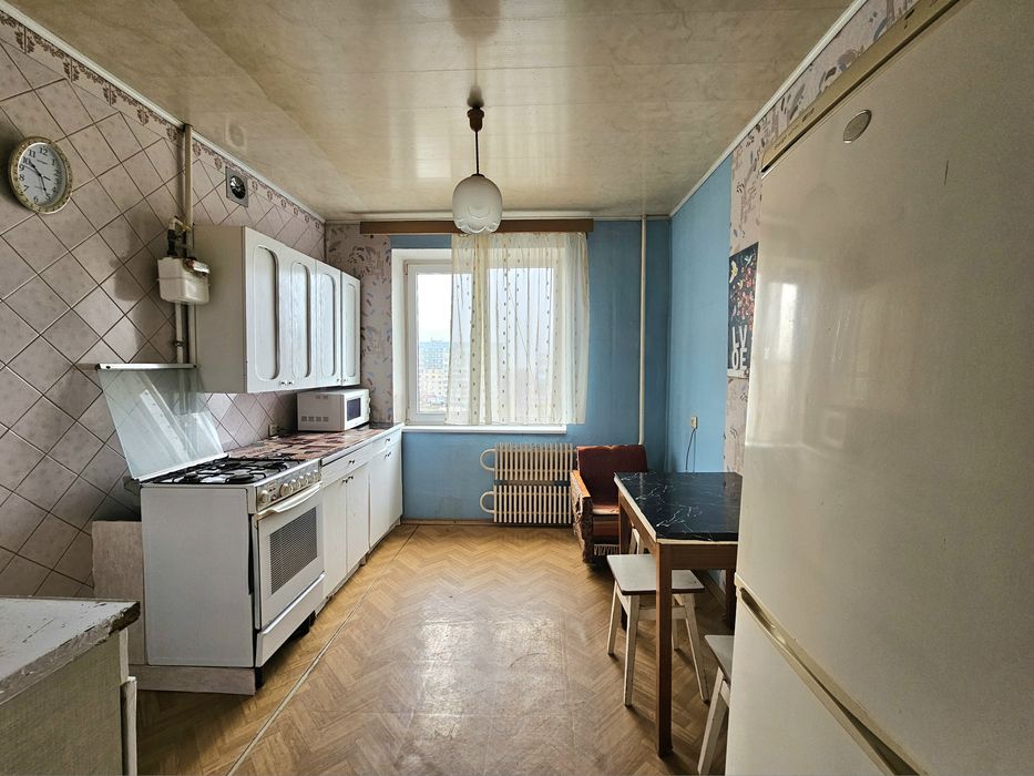 Здам в оренду 3 кім. квартиру на ж/м Ломівский (Фрунзенский).