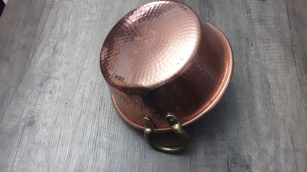 Terrina em bronze