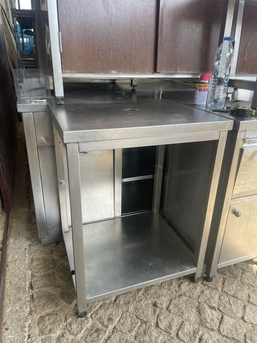 Bancada de aço inoxidável