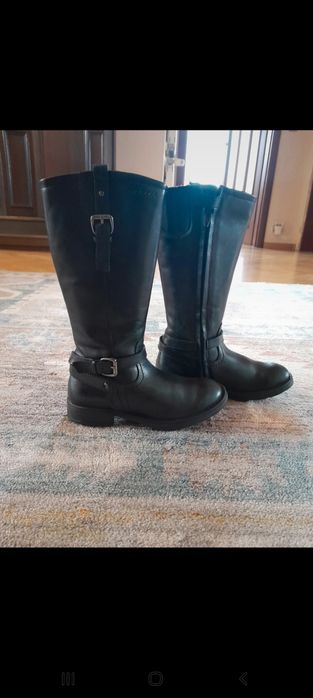 Czarne kozaki ze skóry