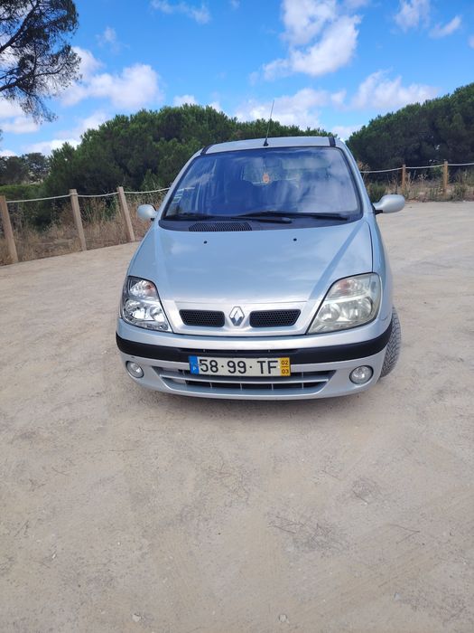 Renault Scenic  Megane
