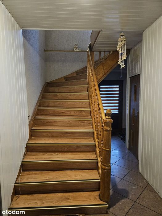 Sprzedam połowę domu Sokola 232m²