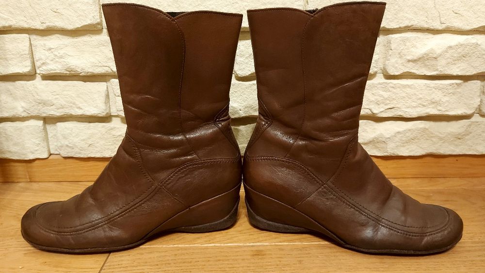 Kozaki Ryłko na koturnie