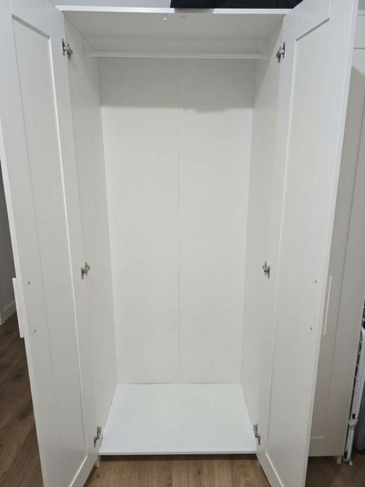 Roupeiro BRIMNES
Roupeiro c/3 portas, branco, 117x50x190 cm