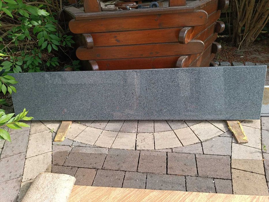 Parapet nowy 157/32/3