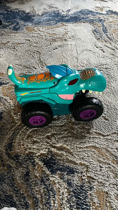 Pożeracz Hot Wheels