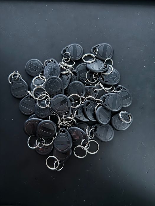 Brelok alarmowy, domofonowy, programowalny RFID 125kzh 36 szt.