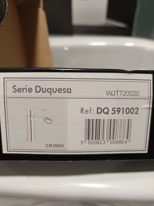 Bidé branco Charme + Mist. Monoc Bidé cromada NOVOS