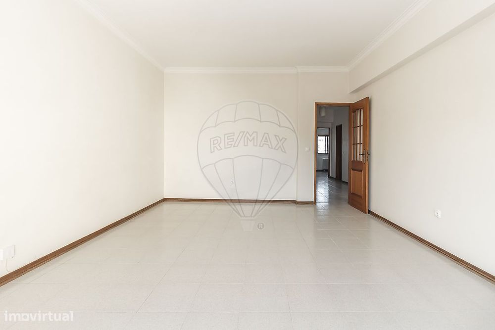 Apartamento T2 para arrendamento