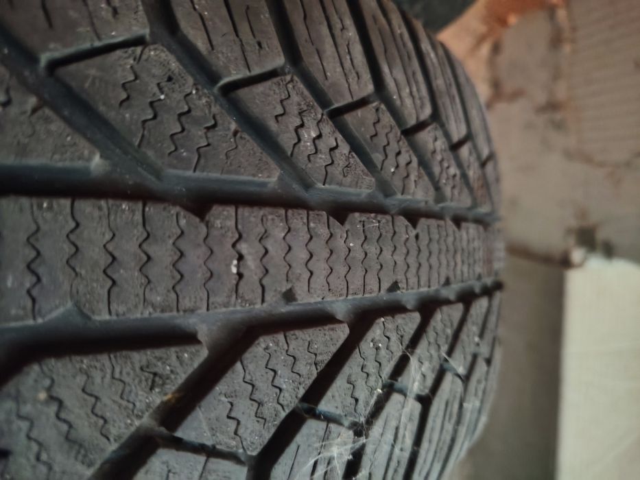 Zimowe Opony Master Grip 2 195/65 r15 na feldze plus kołpaki